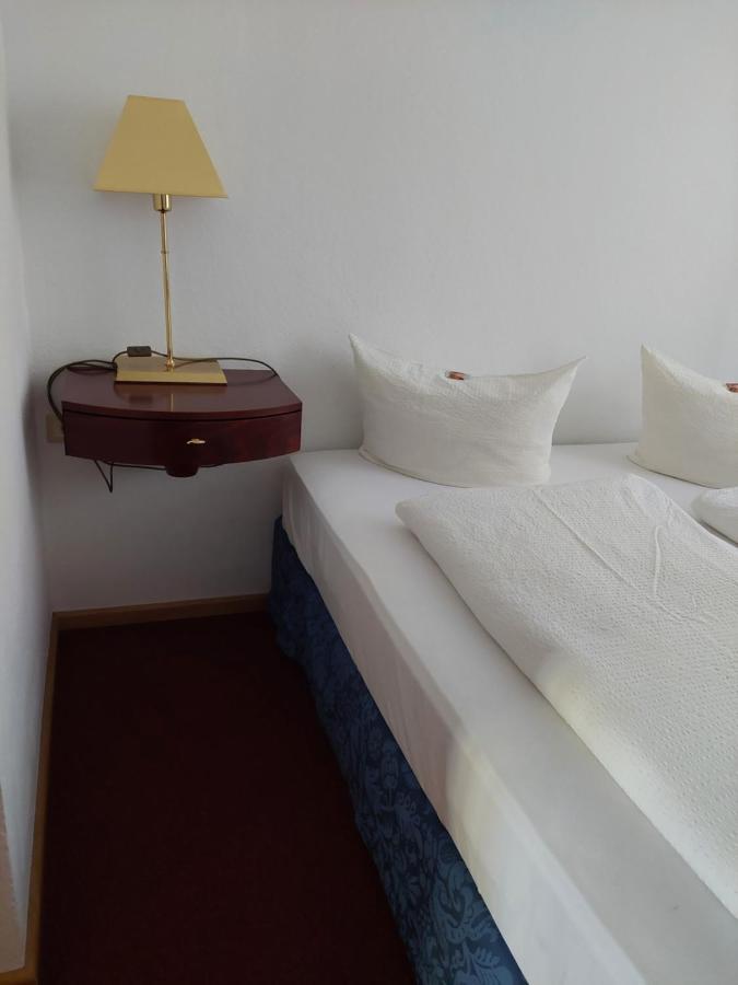Der Heurige Im Gasthaus Zum Loewen Freising Dış mekan fotoğraf