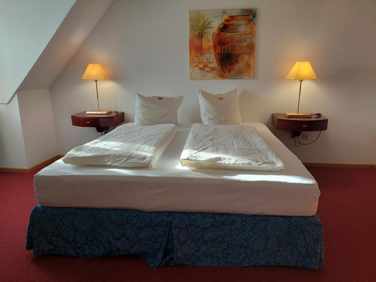 Der Heurige Im Gasthaus Zum Loewen Freising Dış mekan fotoğraf